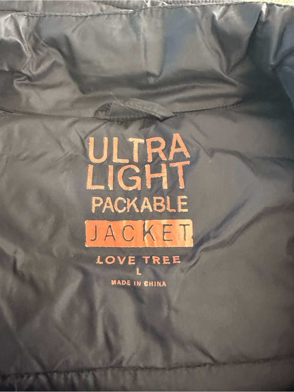 🍎 Women's Packable Puffer Jacket - Black - Picture 3 of 4